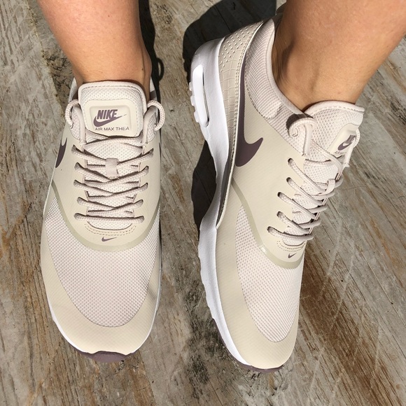 🥂Nike Classic Thea🥂New with a box🥂Price firm - Picture 2 of 6